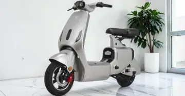 V1 Plus Livo góc 2